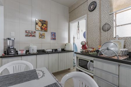 Apartamento à venda com 100m², 2 quartos e 1 vaga Apartamento à venda com 100m², 2 quartos e 1 vagaCozinha