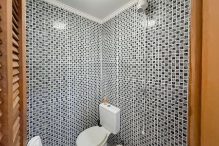 Casa à venda com 174m², 3 quartos e sem vaga Casa à venda com 174m², 3 quartos e sem vagaBanheiro