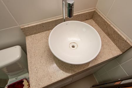 Apartamento à venda com 79m², 2 quartos e 2 vagasBanheiro Social