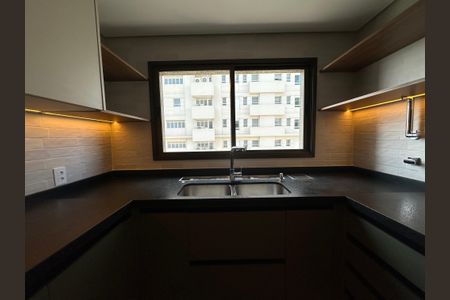 Apartamento à venda com 287m², 3 quartos e 4 vagas Apartamento à venda com 287m², 3 quartos e 4 vagasCozinha