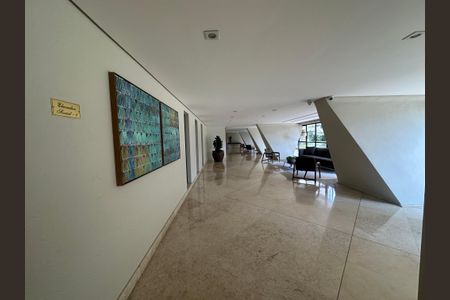 Apartamento à venda com 287m², 3 quartos e 4 vagas Apartamento à venda com 287m², 3 quartos e 4 vagasÁrea comum