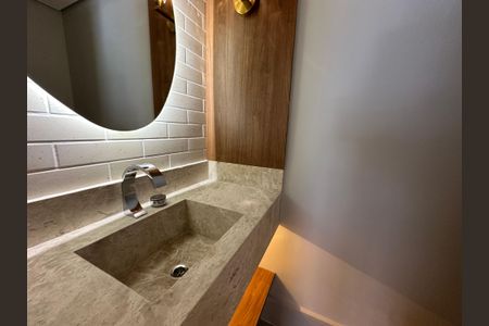 Apartamento à venda com 287m², 3 quartos e 4 vagas Apartamento à venda com 287m², 3 quartos e 4 vagasLavabo da Sala de TV