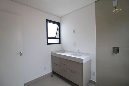 Casa de condomínio para alugar com 460m², 4 quartos e 4 vagasBanheiro/Suite 4