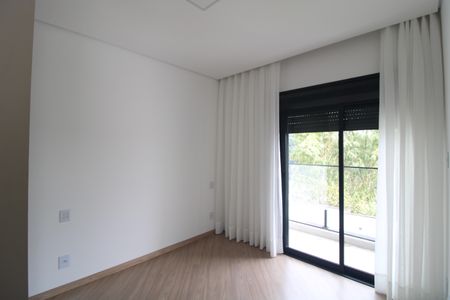 Casa de condomínio para alugar com 460m², 4 quartos e 4 vagasSuite 2