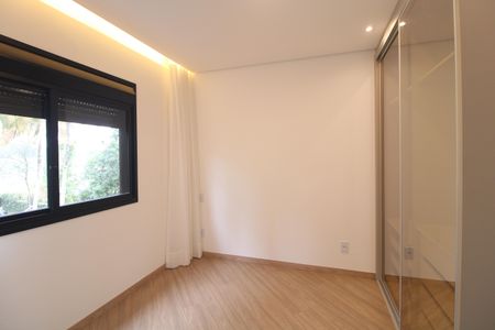 Casa de condomínio para alugar com 460m², 4 quartos e 4 vagasSuite 3