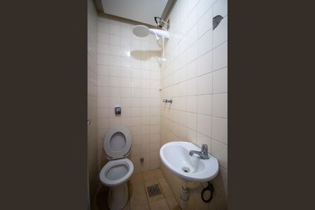 Apartamento para alugar com 280m², 3 quartos e 2 vagasBanheiro de Serviço