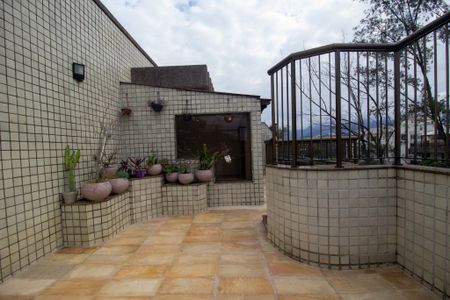 Apartamento para alugar com 280m², 3 quartos e 2 vagasVaranda