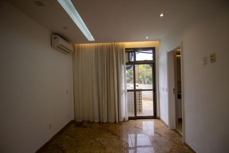 Apartamento para alugar com 280m², 3 quartos e 2 vagasSuíte