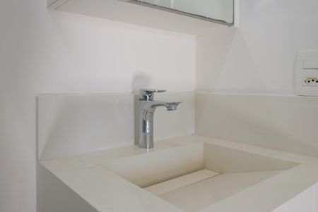 Apartamento para alugar com 58m², 2 quartos e 1 vaga Apartamento para alugar com 58m², 2 quartos e 1 vagaBanheiro da Suíte