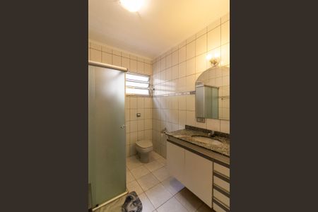 Casa à venda com 155m², 2 quartos e 3 vagas Casa à venda com 155m², 2 quartos e 3 vagasBanheiro Social