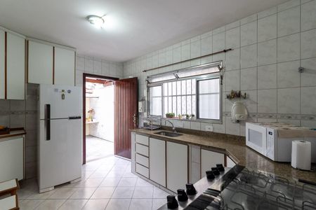 Casa à venda com 155m², 2 quartos e 3 vagas Casa à venda com 155m², 2 quartos e 3 vagasCozinha