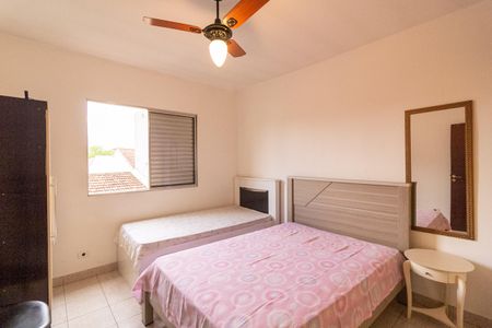 Casa à venda com 155m², 2 quartos e 3 vagas Casa à venda com 155m², 2 quartos e 3 vagasQuarto 2