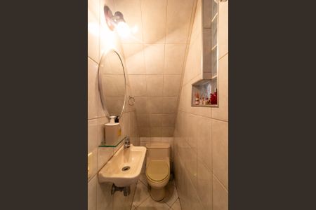 Casa à venda com 155m², 2 quartos e 3 vagas Casa à venda com 155m², 2 quartos e 3 vagasLavabo