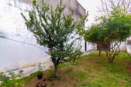 Casa à venda com 155m², 2 quartos e 3 vagas Casa à venda com 155m², 2 quartos e 3 vagasJardim e acesso a edícula