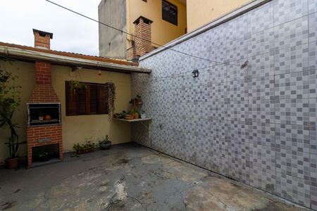 Casa à venda com 155m², 2 quartos e 3 vagas Casa à venda com 155m², 2 quartos e 3 vagasQuintal