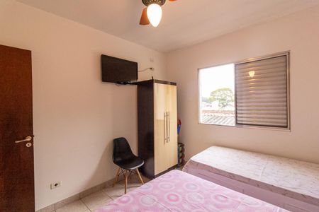 Casa à venda com 155m², 2 quartos e 3 vagas Casa à venda com 155m², 2 quartos e 3 vagasQuarto 2