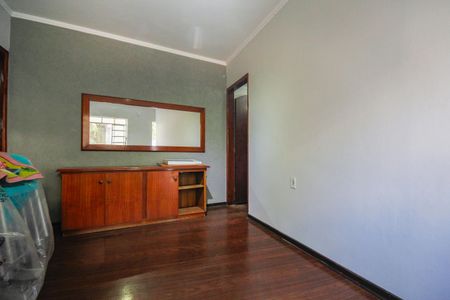 Casa à venda com 390m², 4 quartos e 4 vagas Casa à venda com 390m², 4 quartos e 4 vagasSala da Edícula