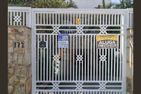 Casa à venda com 390m², 4 quartos e 4 vagas Casa à venda com 390m², 4 quartos e 4 vagasPlaquinha_18-08-2025_EDQU-19