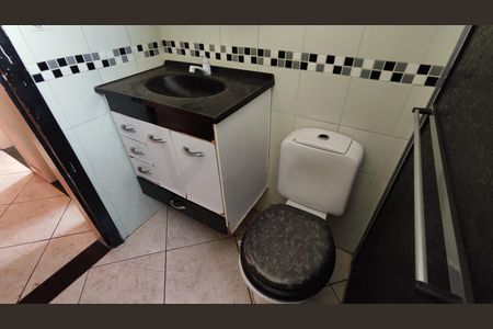 Apartamento para alugar com 69m², 2 quartos e 1 vaga Apartamento para alugar com 69m², 2 quartos e 1 vagaBanheiro