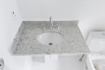 Apartamento para alugar com 59m², 2 quartos e 1 vaga Apartamento para alugar com 59m², 2 quartos e 1 vagaBanheiro da Suíte