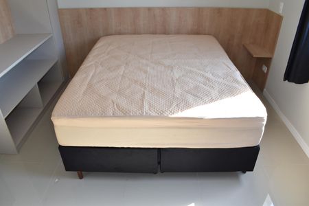 Studio de kitnet/studio para alugar com 1 quarto, 25m² em Centro, Curitiba