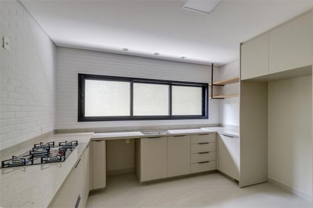 Casa à venda com 350m², 4 quartos e 3 vagas
