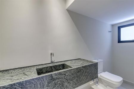 Casa à venda com 350m², 4 quartos e 3 vagas