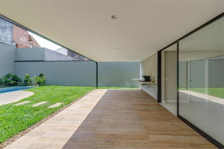 Casa à venda com 350m², 4 quartos e 3 vagas