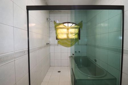 Casa à venda com 320m², 3 quartos e 7 vagasBanheiro Suíte