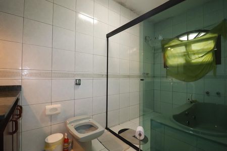 Casa à venda com 320m², 3 quartos e 7 vagasBanheiro Suíte