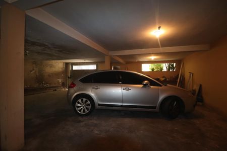 Casa à venda com 320m², 3 quartos e 7 vagasGaragem