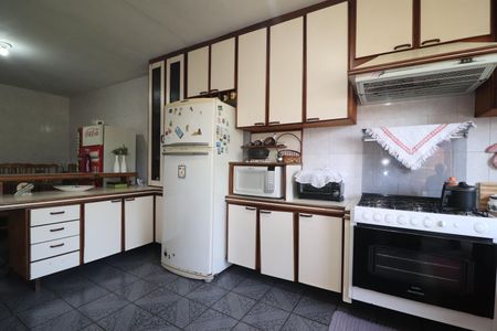 Casa à venda com 320m², 3 quartos e 7 vagasCozinha