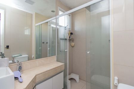 Apartamento à venda com 184m², 4 quartos e 3 vagas Apartamento à venda com 184m², 4 quartos e 3 vagasBanheiro da Suíte 1