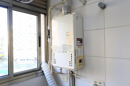 Apartamento à venda com 212m², 3 quartos e 4 vagas Apartamento à venda com 212m², 3 quartos e 4 vagasÁrea de Serviço