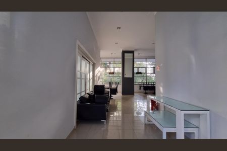 Apartamento à venda com 212m², 3 quartos e 4 vagas Apartamento à venda com 212m², 3 quartos e 4 vagasÁrea comum - Salão de festas