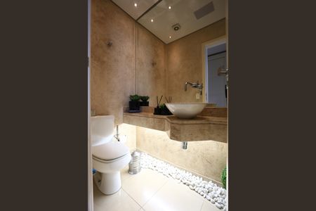 Apartamento à venda com 212m², 3 quartos e 4 vagas Apartamento à venda com 212m², 3 quartos e 4 vagasLavabo