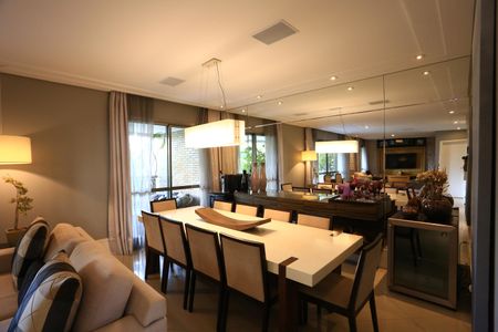 Apartamento à venda com 212m², 3 quartos e 4 vagas Apartamento à venda com 212m², 3 quartos e 4 vagasSala