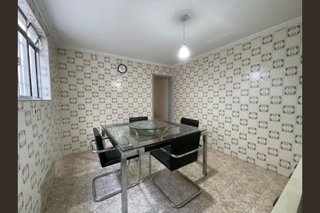 Casa para alugar com 210m², 3 quartos e 2 vagas Casa para alugar com 210m², 3 quartos e 2 vagasCozinha