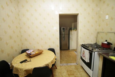 Casa à venda com 300m², 3 quartos e 4 vagasCozinha e Copa