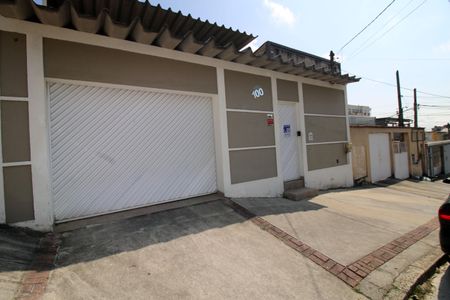 Casa à venda com 300m², 3 quartos e 4 vagasFachada da casa