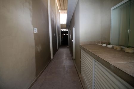 Casa à venda com 300m², 3 quartos e 4 vagasCorredor