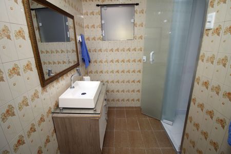 Casa à venda com 300m², 3 quartos e 4 vagasBanheiro Social