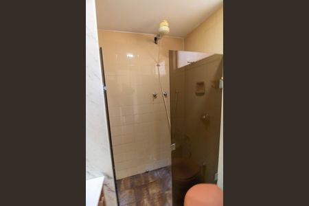 Apartamento à venda com 130m², 3 quartos e 1 vaga Apartamento à venda com 130m², 3 quartos e 1 vagaBanheiro Social