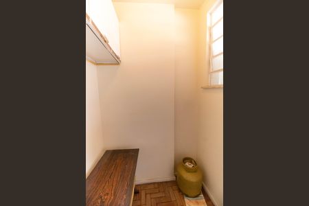 Apartamento à venda com 130m², 3 quartos e 1 vaga Apartamento à venda com 130m², 3 quartos e 1 vagaQuarto de Serviço