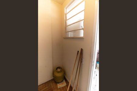 Apartamento à venda com 130m², 3 quartos e 1 vaga Apartamento à venda com 130m², 3 quartos e 1 vagaQuarto de Serviço