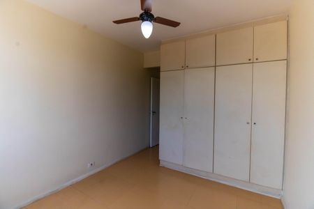 Apartamento à venda com 130m², 3 quartos e 1 vaga Apartamento à venda com 130m², 3 quartos e 1 vagaQuarto 2