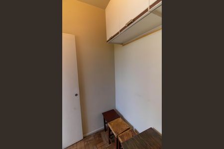 Apartamento à venda com 130m², 3 quartos e 1 vaga Apartamento à venda com 130m², 3 quartos e 1 vagaQuarto de Serviço