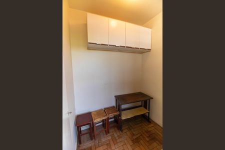 Apartamento à venda com 130m², 3 quartos e 1 vaga Apartamento à venda com 130m², 3 quartos e 1 vagaQuarto de Serviço