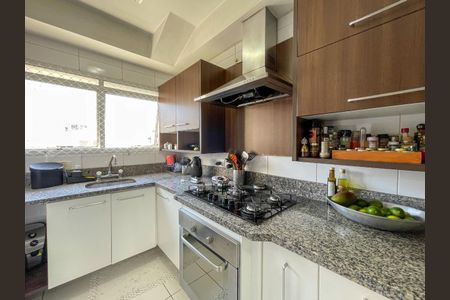 Apartamento à venda com 139m², 3 quartos e 2 vagas Apartamento à venda com 139m², 3 quartos e 2 vagasFoto 01