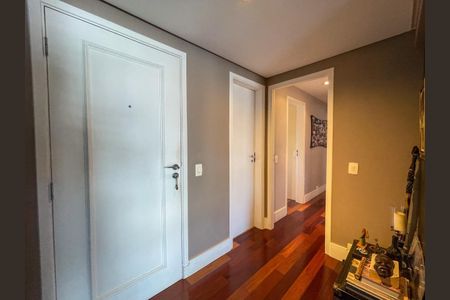 Apartamento à venda com 139m², 3 quartos e 2 vagas Apartamento à venda com 139m², 3 quartos e 2 vagasFoto 01
